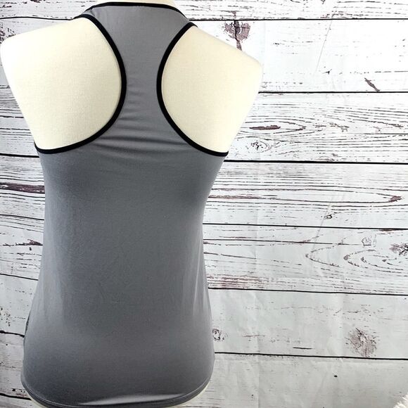 FABLETICS Workout Tank - Picture 3 of 3